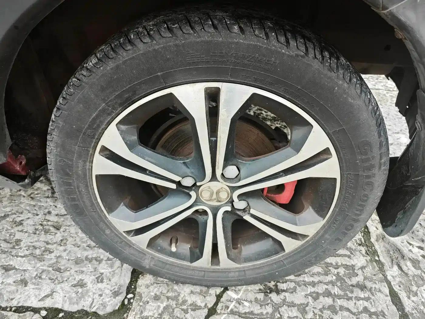 2015 Senova X25 1.5L Automatic Deluxe Edition — миниатюра 10
