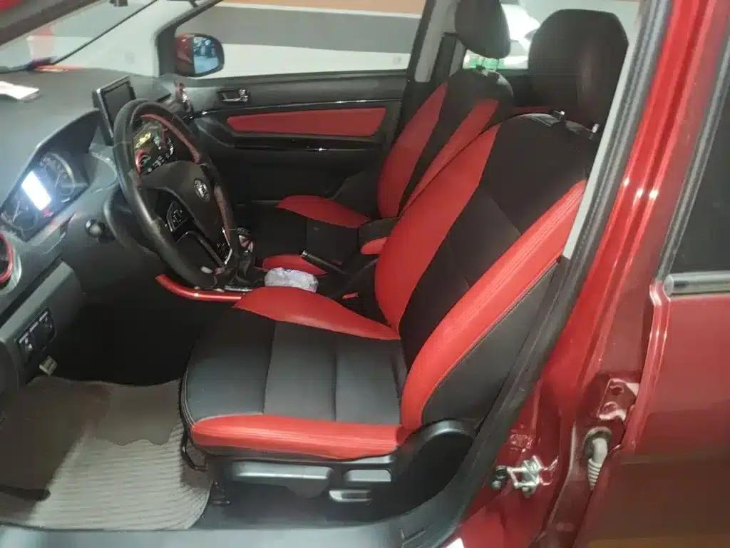 2015 Senova X25 1.5L Manual Elite — миниатюра 12