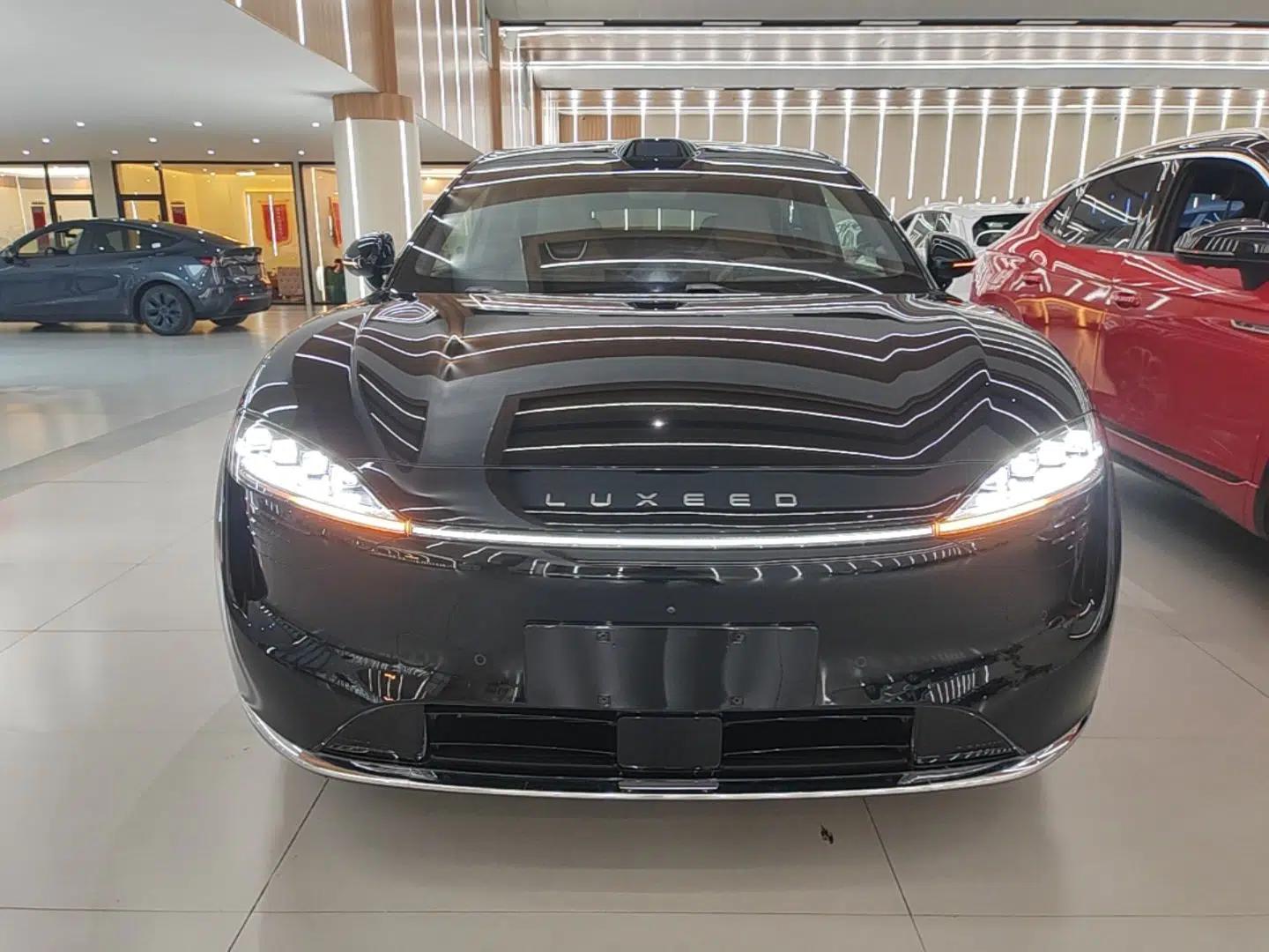 Hima Luxeed R7 2025 Range-Extended Version 251 km Max — миниатюра 2