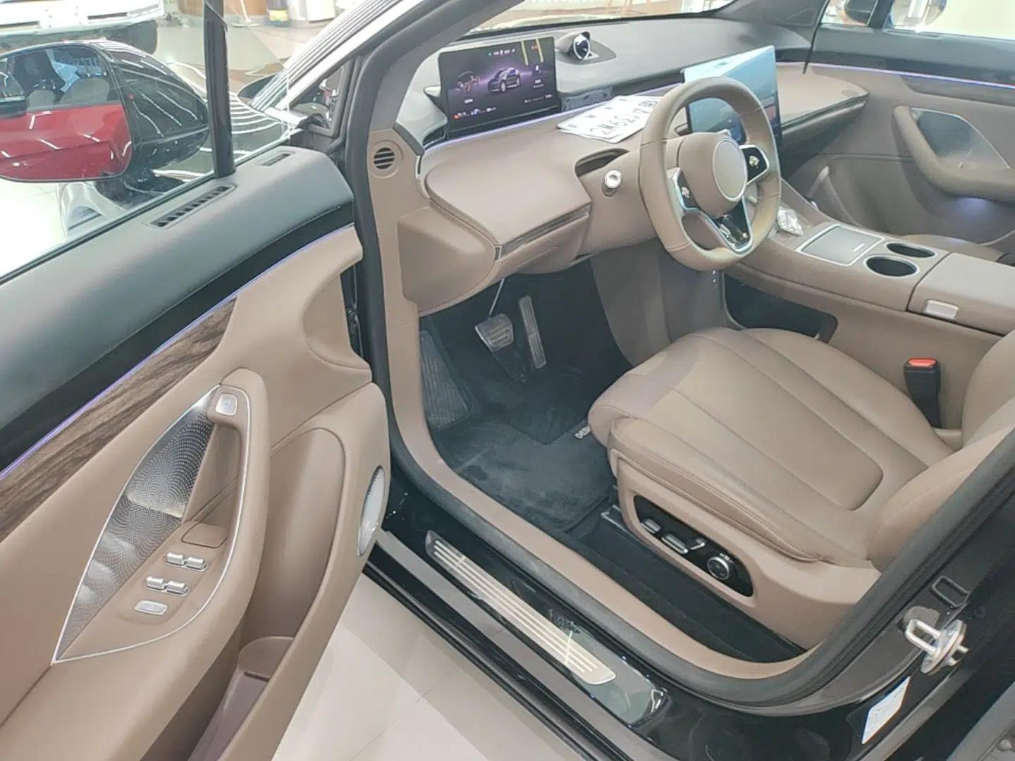 Hima Luxeed R7 2025 Range-Extended Version 251 km Max — миниатюра 18