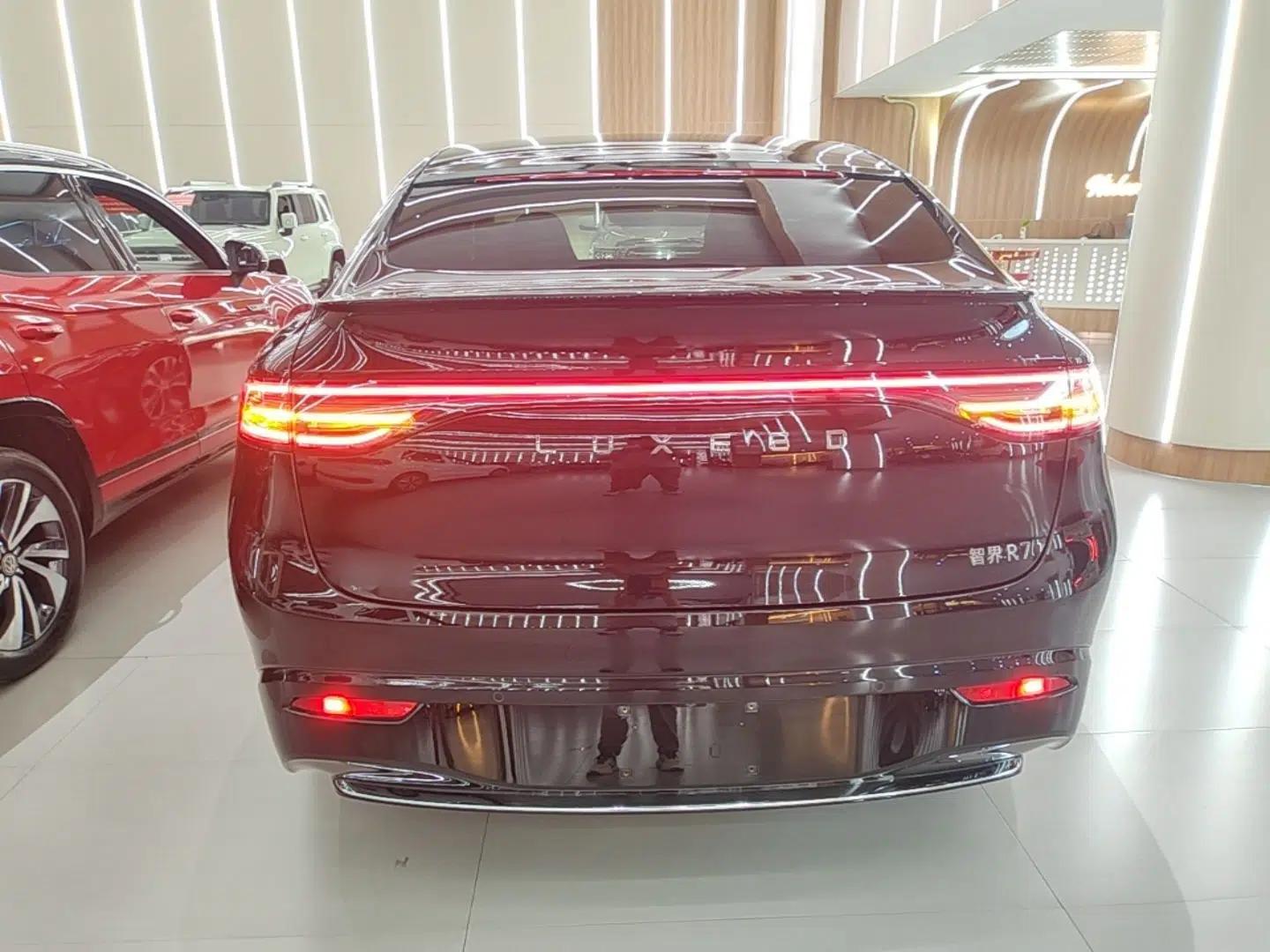 Hima Luxeed R7 2025 Range-Extended Version 251 km Max — миниатюра 5