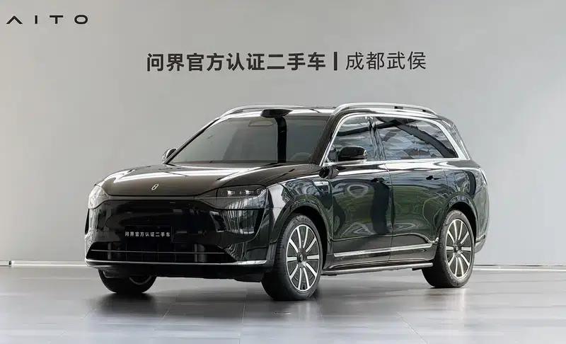 Wenjie M9 2024 Ultra Range Extended 6-Seater — миниатюра 1