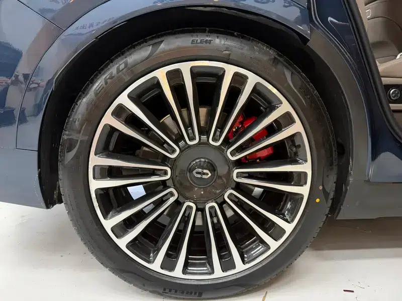 Wenjie M9 2025 Ultra Extended Range Six-Seat Version (192-line LiDAR) — миниатюра 5