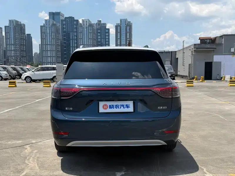 Wenjie M9 2024 Ultra Range Extended 6-Seater — миниатюра 5