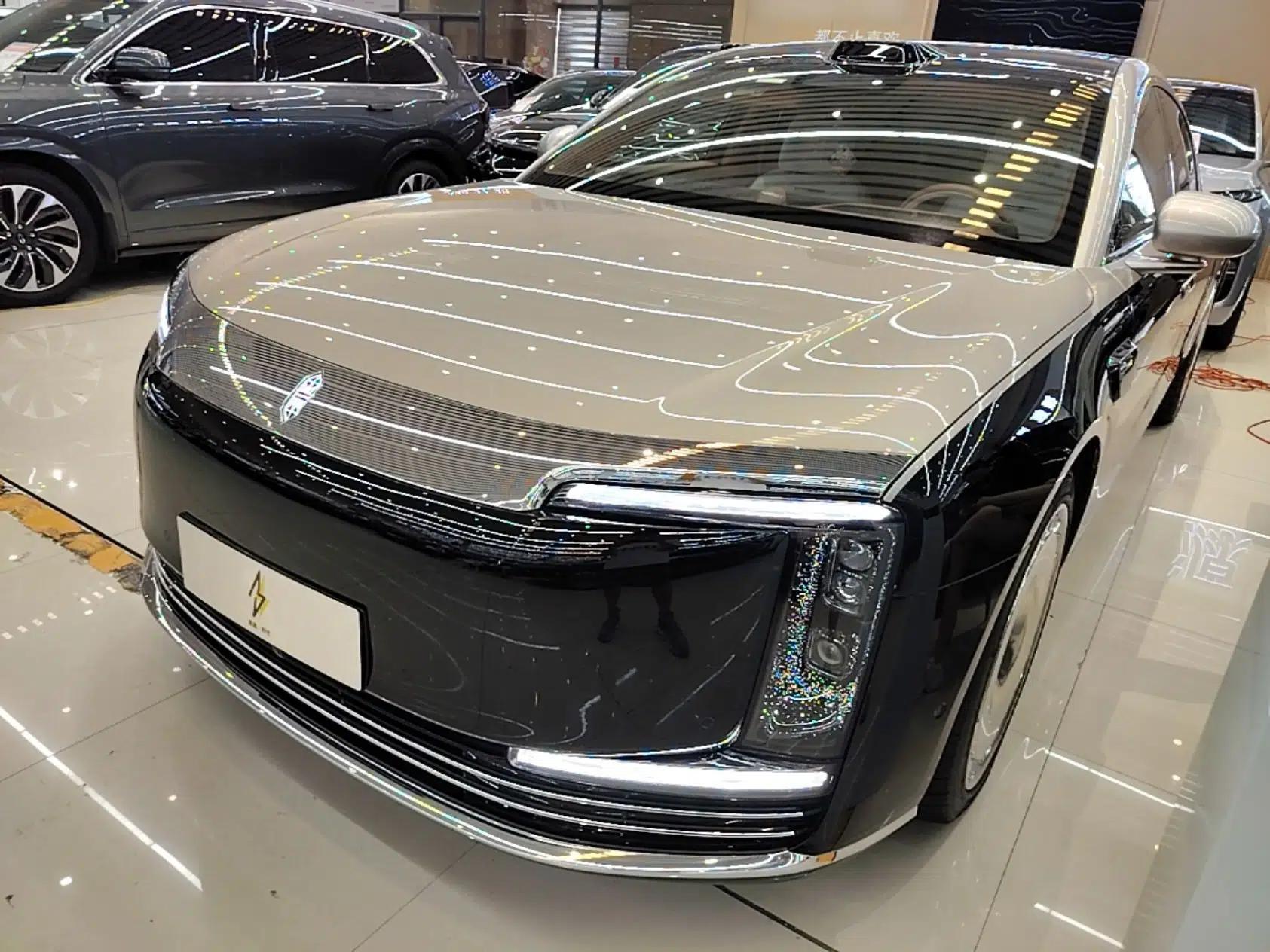 Hima S800 2025 Model, Range-Extended Starlight Executive Edition, 4 Seats — миниатюра 1