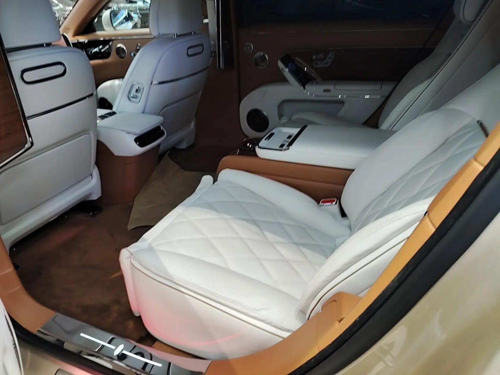 Hima S800 2025 Model, Range-Extended Starlight Executive Edition, 4 Seats — миниатюра 25