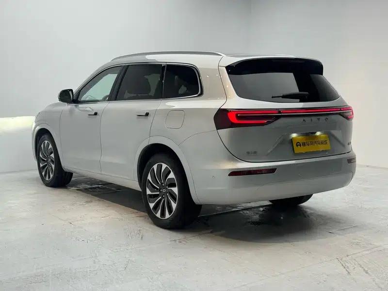 Wenjie M7 2024 Plus 5-seater Rear-wheel drive version — миниатюра 5