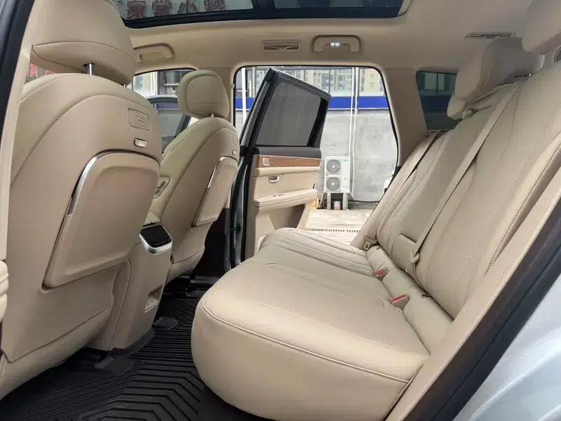 Wenjie M7 2024 Plus 5-seater Rear-wheel drive version — миниатюра 15