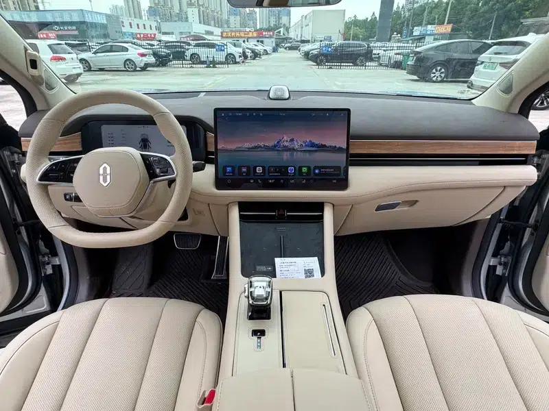 Wenjie M7 2024 Plus 5-seater Rear-wheel drive version — миниатюра 9
