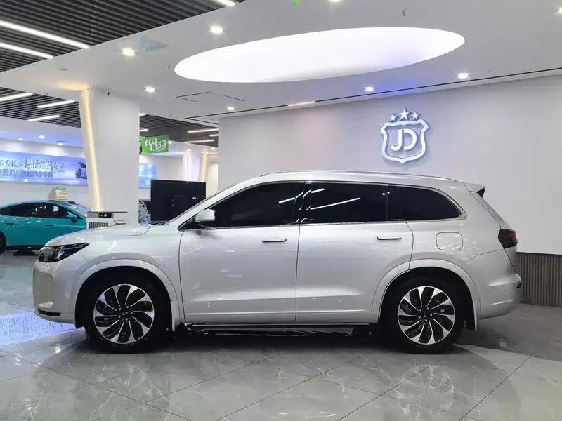 Wenjie M7 2024 Plus 5-seater Rear-wheel drive version — миниатюра 3