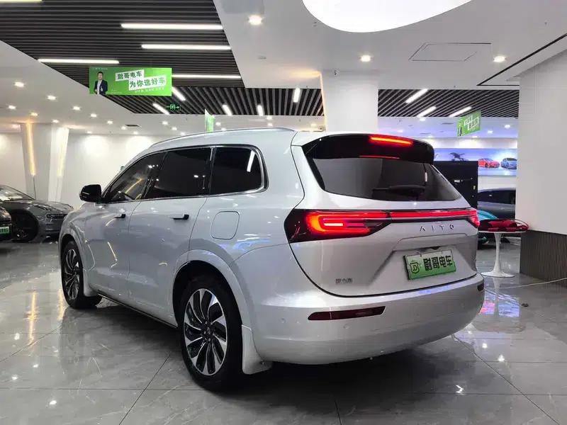 Wenjie M7 2024 Plus 5-seater Rear-wheel drive version — миниатюра 4