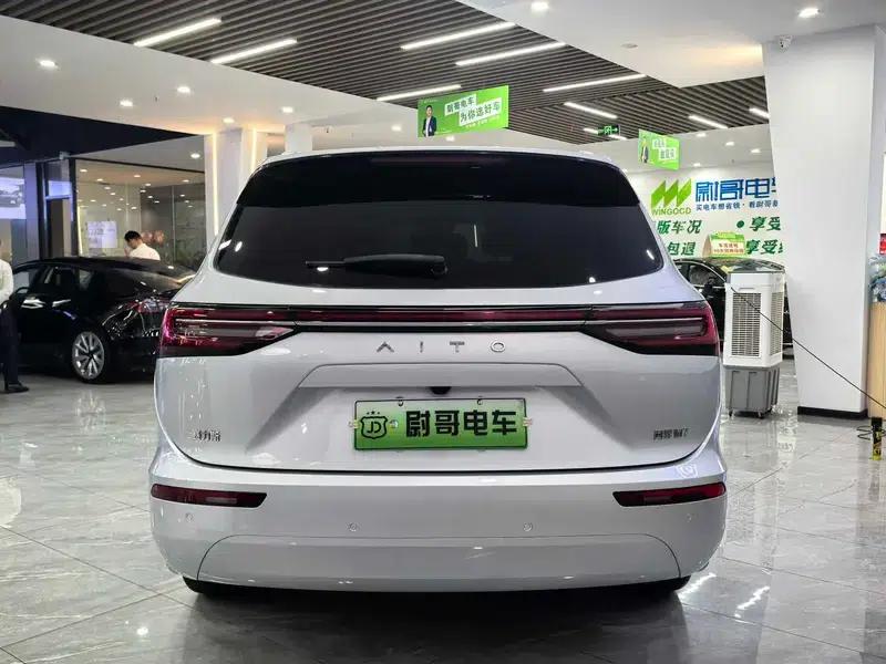 Wenjie M7 2024 Plus 5-seater Rear-wheel drive version — миниатюра 5