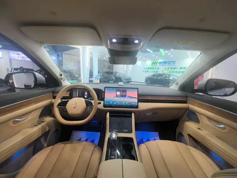 Wenjie M7 2024 Plus 5-seater Rear-wheel drive version — миниатюра 8