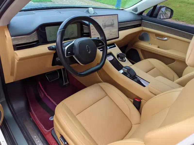 Wenjie M5 2022 Extended Range 4WD Ultimate Edition — миниатюра 8