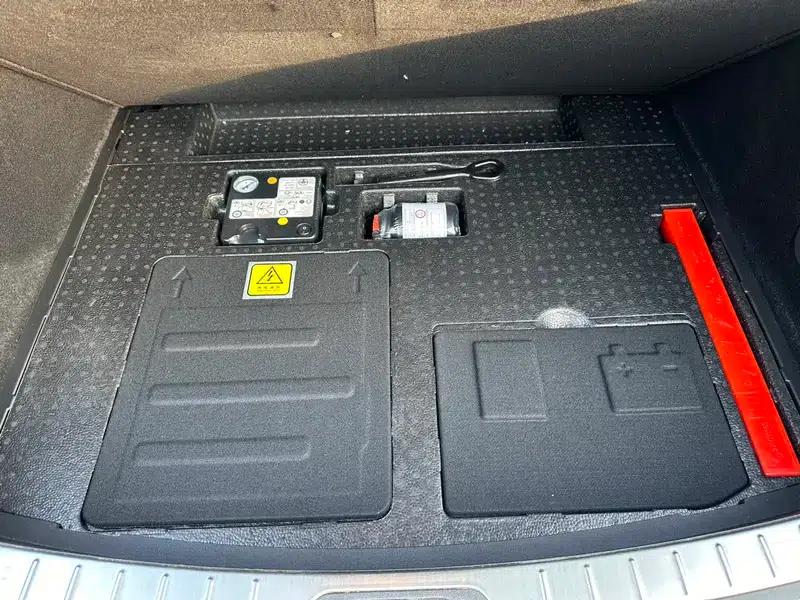 Wenjie M5 2022 Extended Range AWD Performance Edition — миниатюра 7