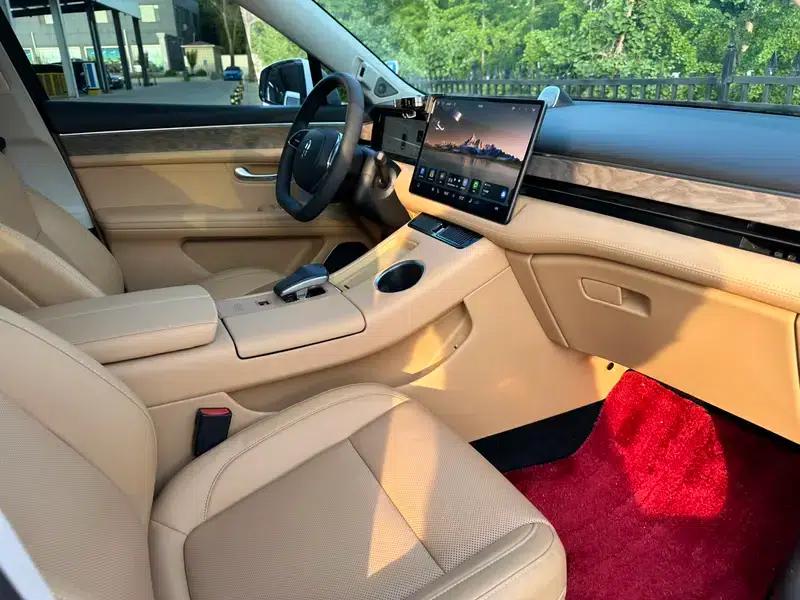 Wenjie M5 2022 Extended Range AWD Performance Edition — миниатюра 10