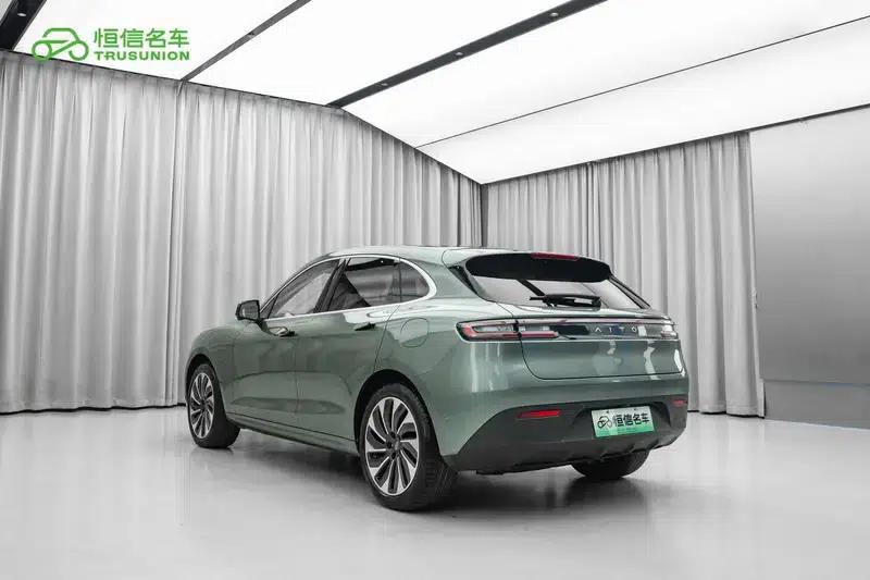 Wenjie M5 2022 Extended Range 4WD Ultimate Edition — миниатюра 4
