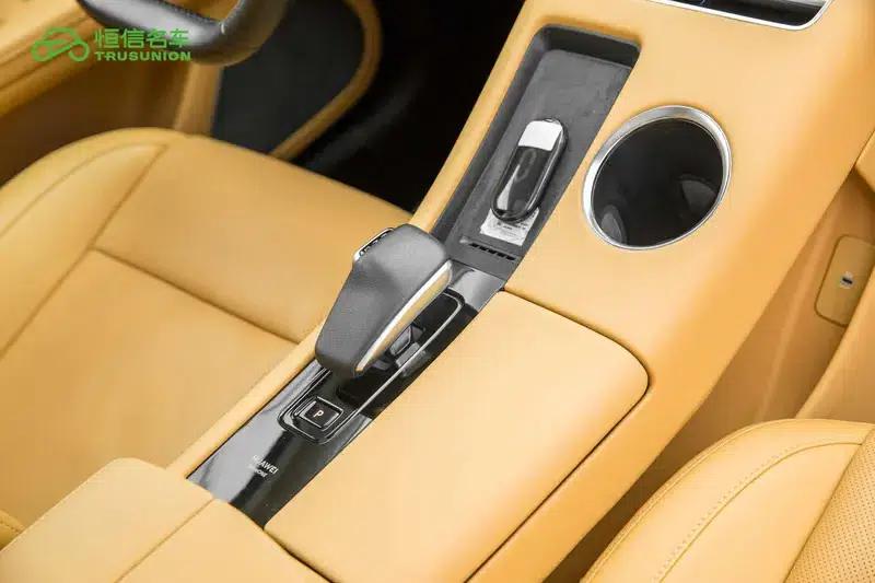 Wenjie M5 2022 Extended Range 4WD Ultimate Edition — миниатюра 10