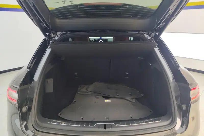 Wenjie M5 2025 Extended Range Ultra 4WD Version — миниатюра 17