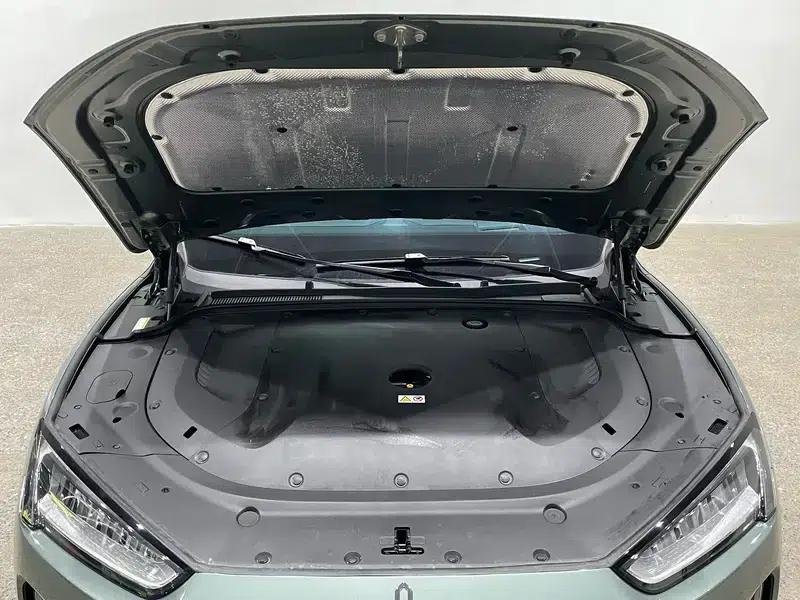 Wenjie M5 2022 Extended Range AWD Performance Edition — миниатюра 10