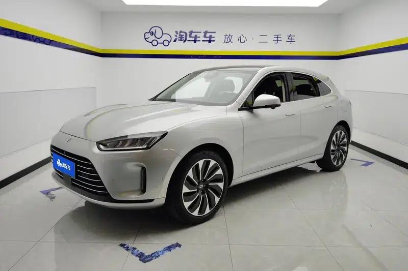 Wenjie M5 2022 Extended Range 4WD Ultimate Edition — миниатюра 1
