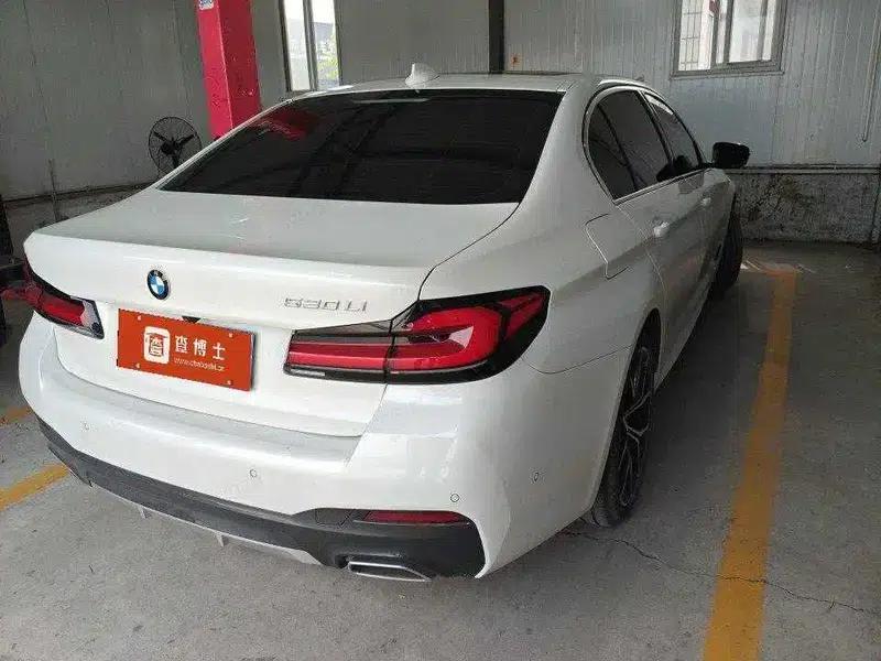 2022 BMW 5 Series Facelift 530Li Luxury M Sport Package — миниатюра 4