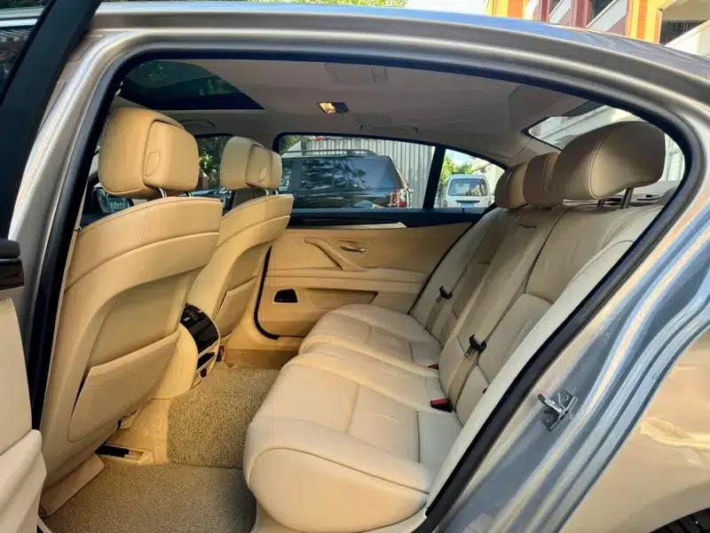 BMW 5 Series 2012 523Li Leading Edition — миниатюра 9