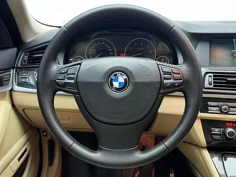 BMW 5 Series 2012 523Li Luxury — миниатюра 16