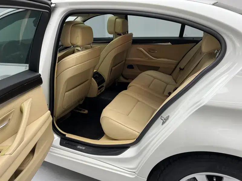 BMW 5 Series 2012 523Li Luxury — миниатюра 18