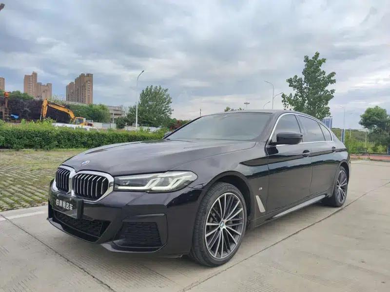 2022 BMW 5 Series Facelift 530Li Leading Edition M Sport Package — миниатюра 1