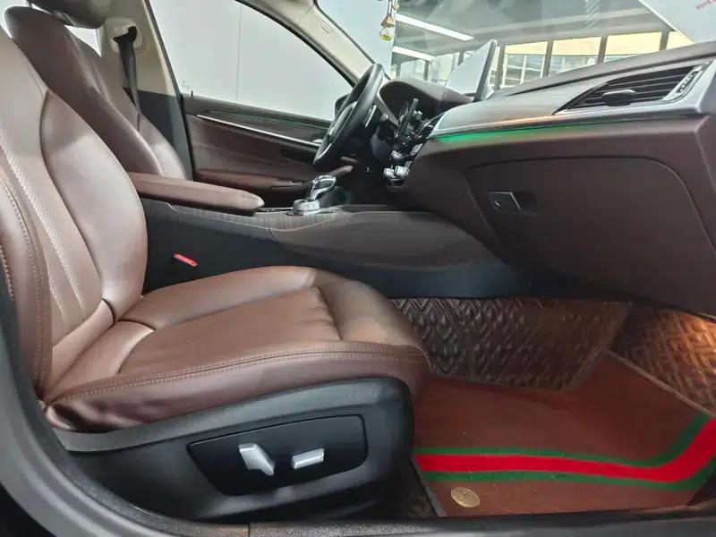 BMW 5 Series 2021 530Li Leading Luxury Package — миниатюра 10