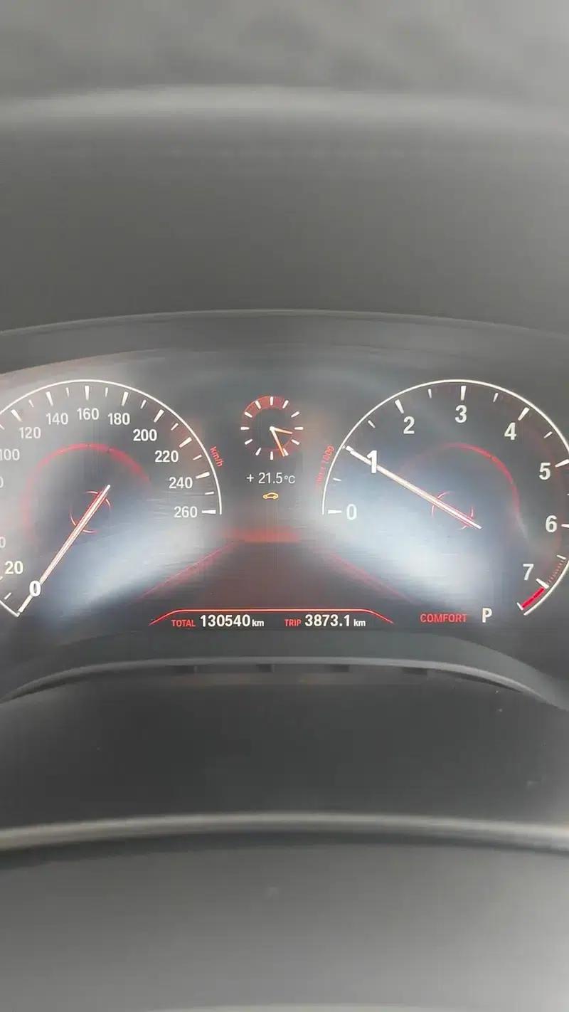 2019 BMW 5 Series 525Li M Sport Package — миниатюра 8