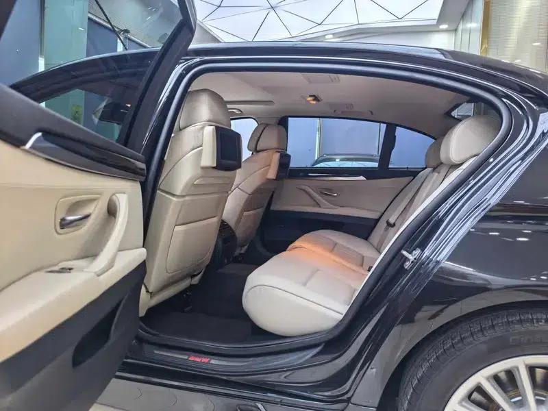 BMW 5 Series 2012 535Li Luxury — миниатюра 16