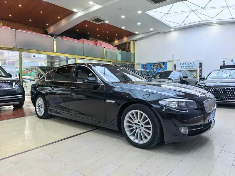 BMW 5 Series 2012 535Li Luxury — миниатюра 3