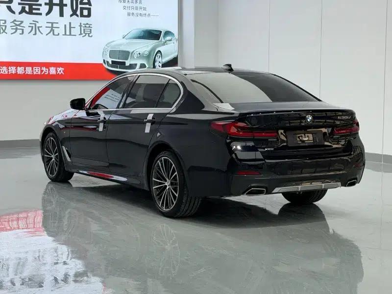 2023 BMW 5 Series 530Li Leading Edition M Sport Package — миниатюра 4