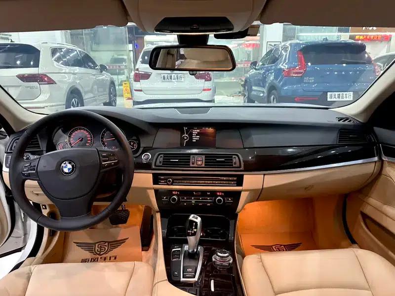 BMW 5 Series 2013 525Li Leading Edition — миниатюра 20