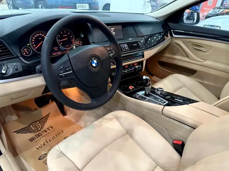 BMW 5 Series 2013 525Li Leading Edition — миниатюра 26