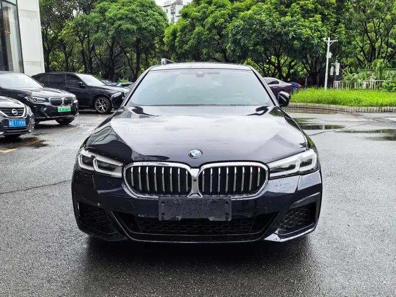 2023 BMW 5 Series 530Li Luxury M Sport Package — миниатюра 2