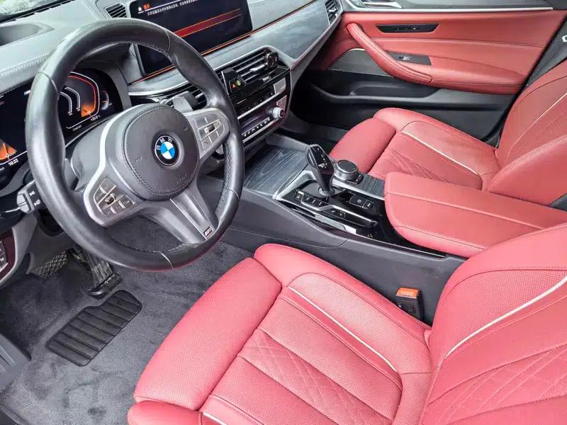2023 BMW 5 Series 530Li Luxury M Sport Package — миниатюра 15