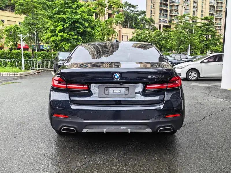 2023 BMW 5 Series 530Li Luxury M Sport Package — миниатюра 6