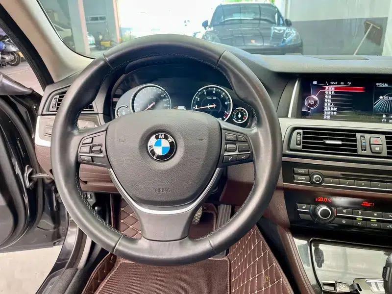 2017 BMW 5 Series 525Li Luxury Design Package — миниатюра 15
