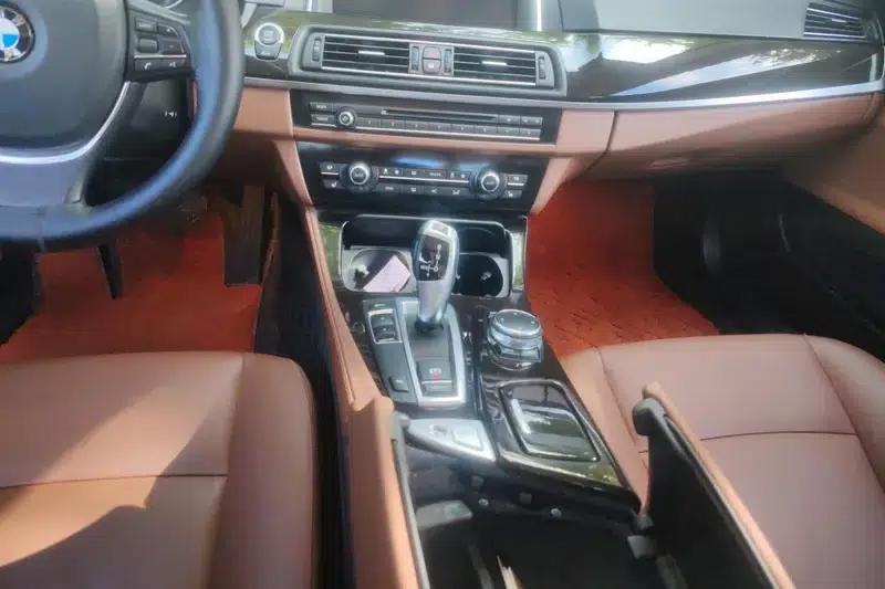 2014 BMW 5 Series 528Li Leading Edition — миниатюра 13
