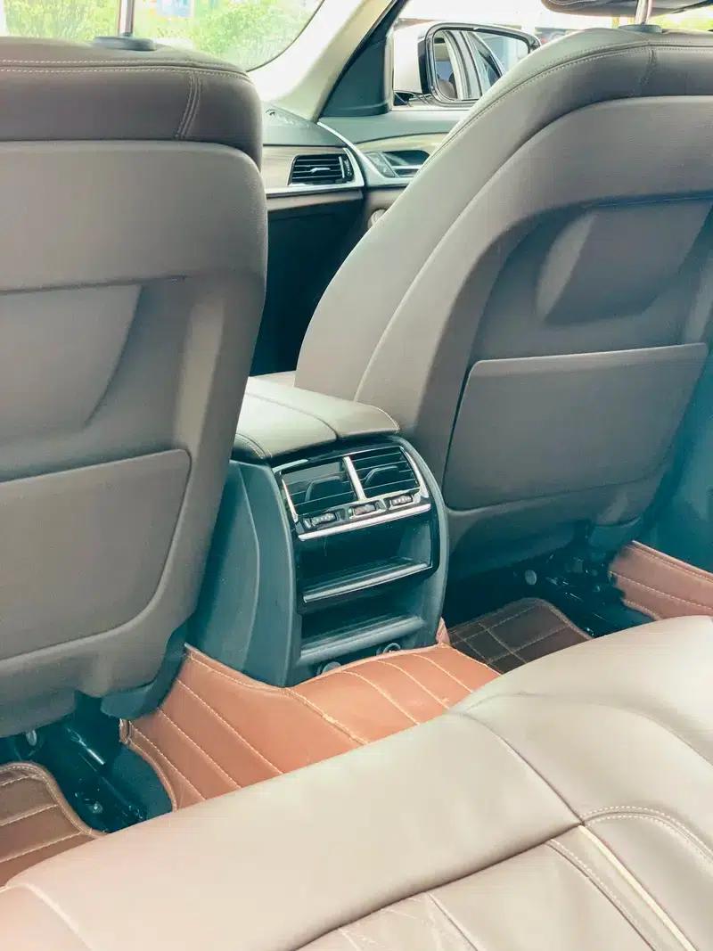 2018 BMW 5 Series 530Li Leading Luxury Package — миниатюра 14