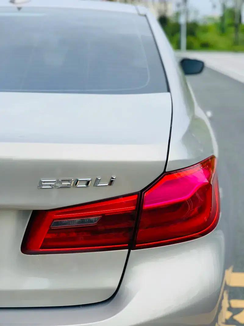 2018 BMW 5 Series 530Li Leading Luxury Package — миниатюра 7