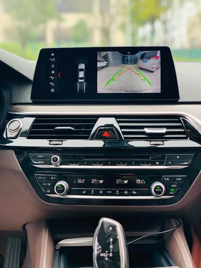 2018 BMW 5 Series 530Li Leading Luxury Package — миниатюра 8