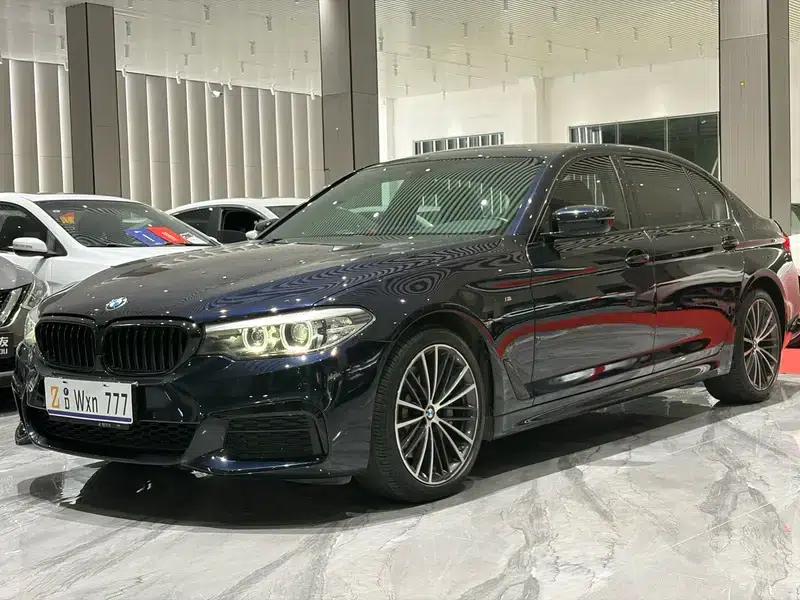 2019 BMW 5 Series Facelift 530Li Leading Edition M Sport Package — миниатюра 1