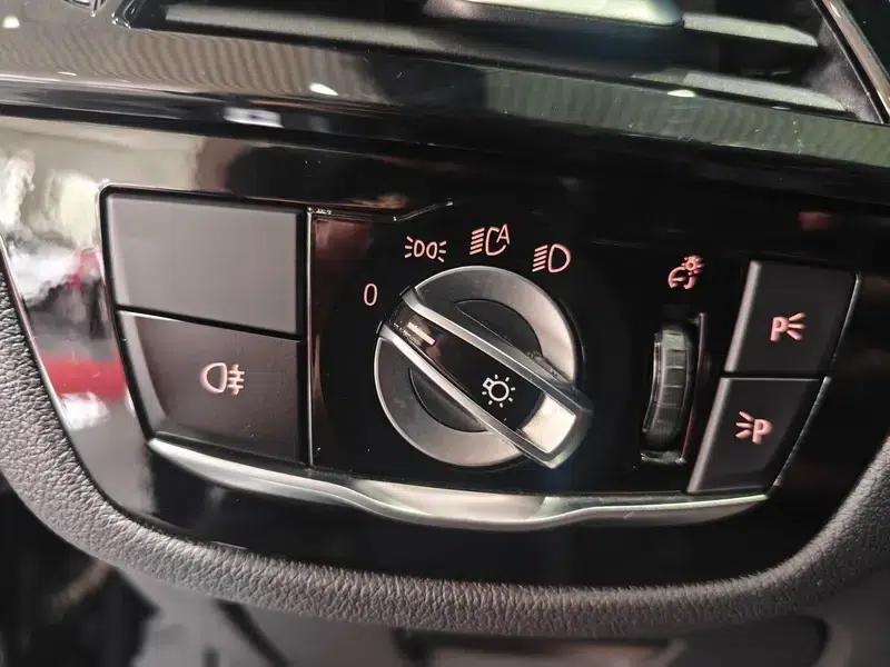 2019 BMW 5 Series Facelift 530Li Leading Edition M Sport Package — миниатюра 16