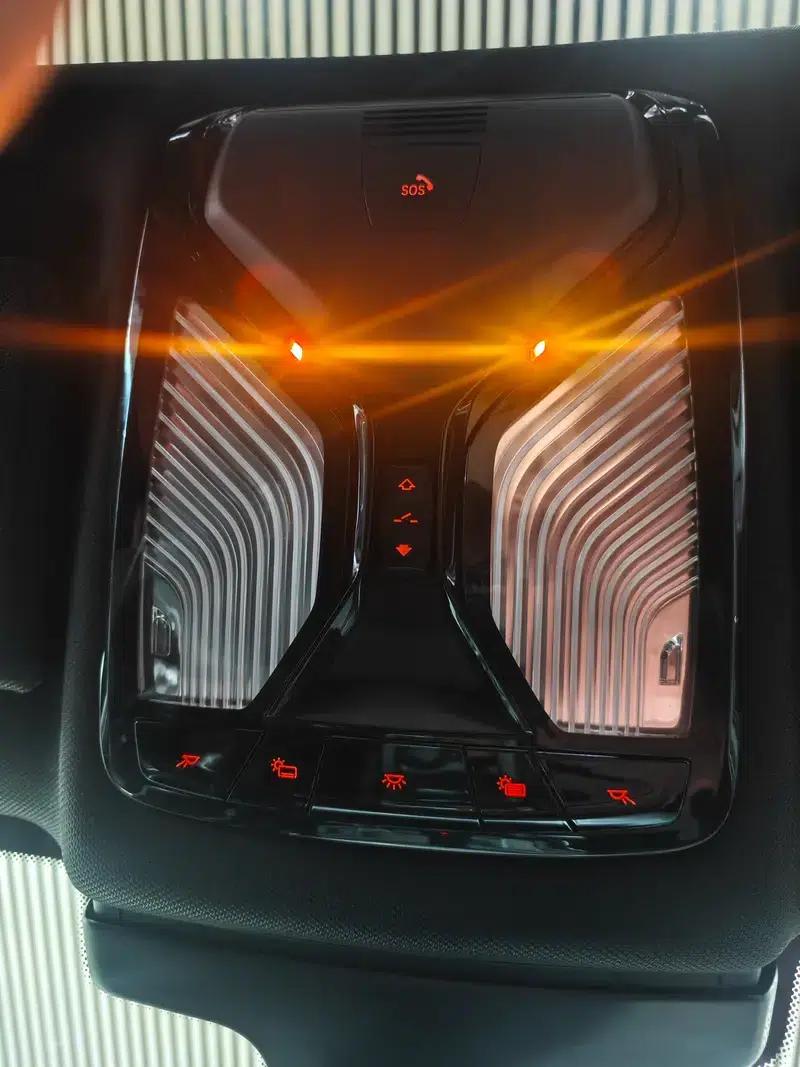 2019 BMW 5 Series Facelift 530Li Leading Edition M Sport Package — миниатюра 23