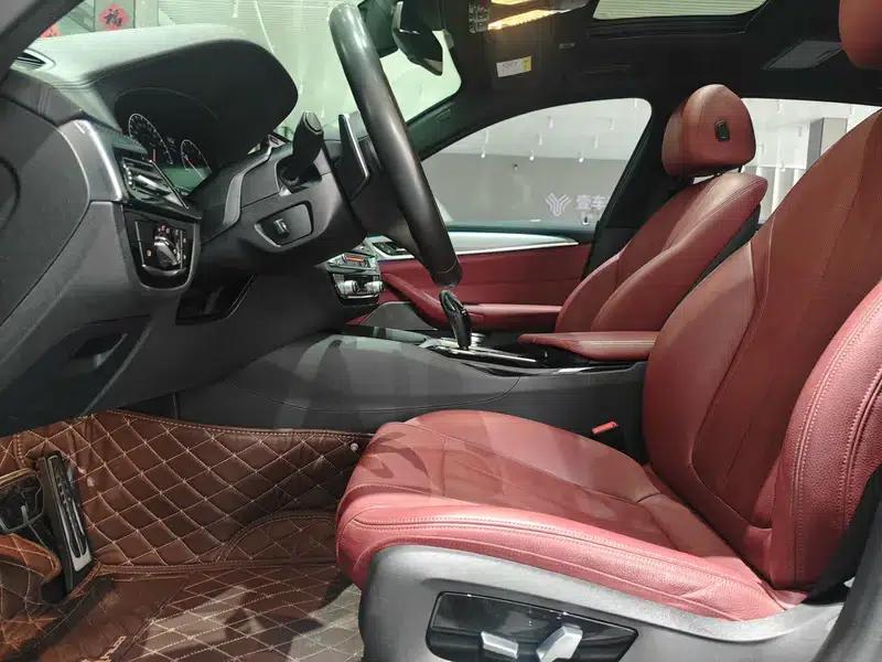 2019 BMW 5 Series Facelift 530Li Leading Edition M Sport Package — миниатюра 28