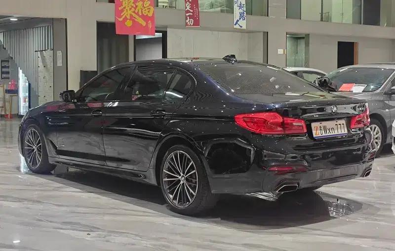 2019 BMW 5 Series Facelift 530Li Leading Edition M Sport Package — миниатюра 4